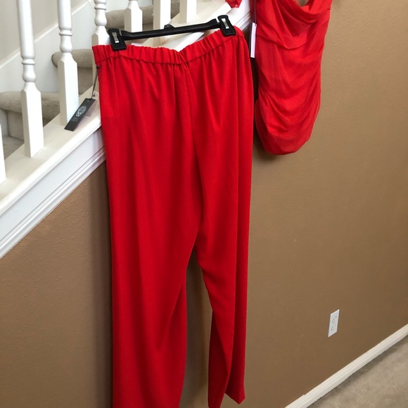 One armed top - Picture 3 of 3